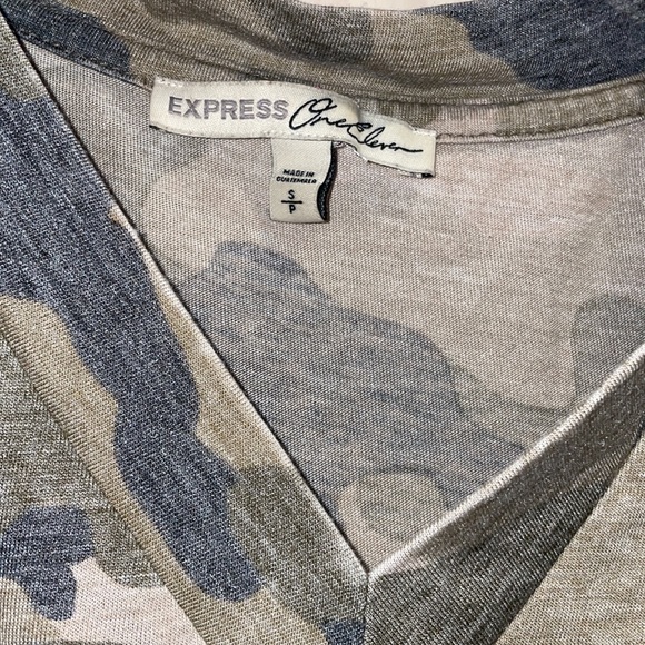 Army shirt - Picture 3 of 4